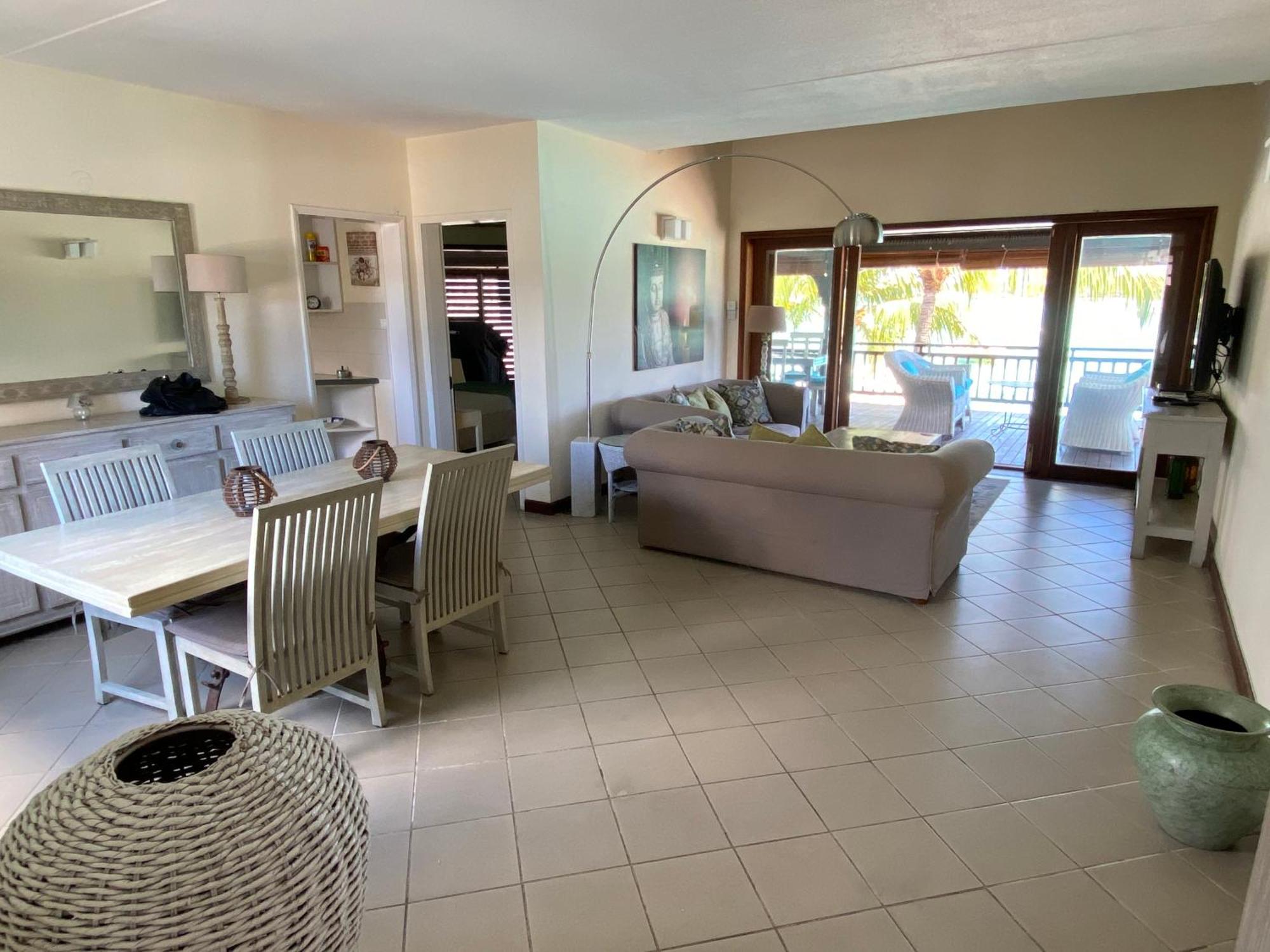 Grand Baie Beach Penthouse מראה חיצוני תמונה