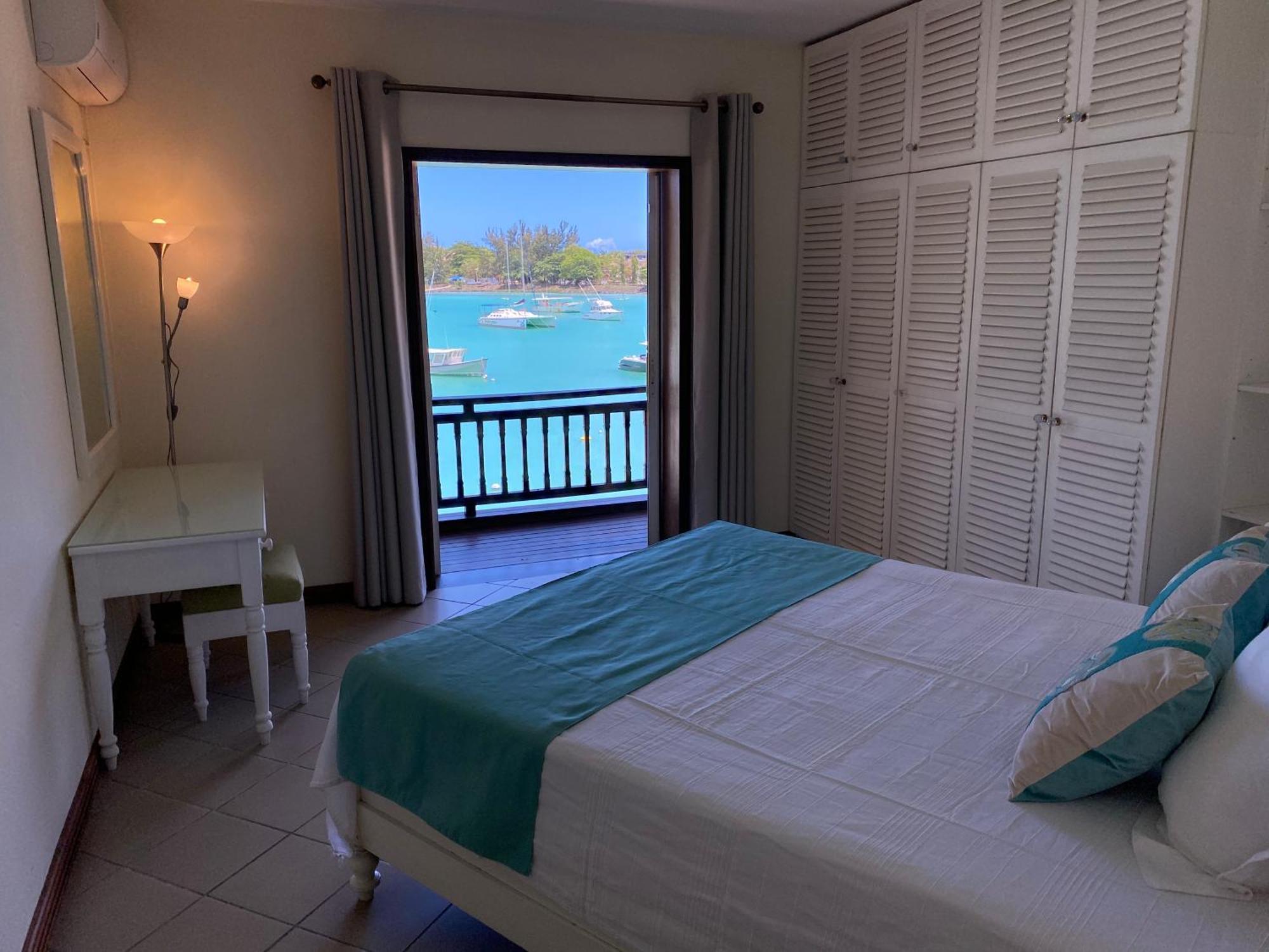 Grand Baie Beach Penthouse מראה חיצוני תמונה